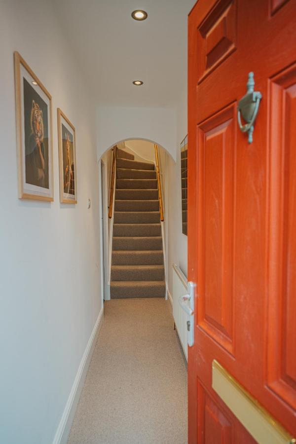 Cotswolds- Homely 2 Bed House With Garden, Wifi - Esho Stays Cirencester Exteriér fotografie