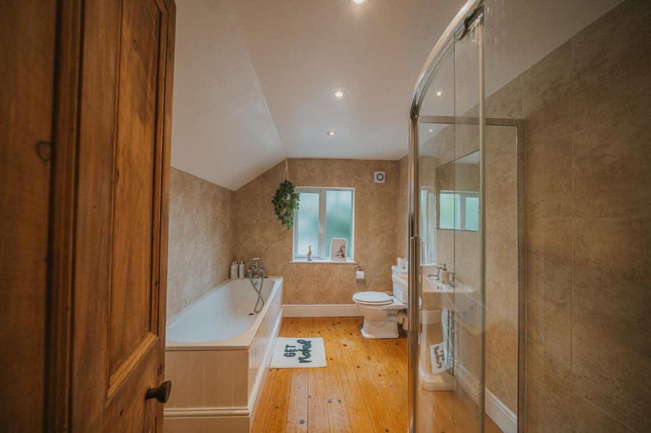 Cotswolds- Homely 2 Bed House With Garden, Wifi - Esho Stays Cirencester Exteriér fotografie