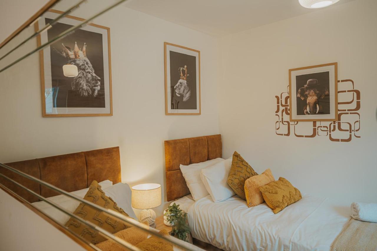 Cotswolds- Homely 2 Bed House With Garden, Wifi - Esho Stays Cirencester Exteriér fotografie
